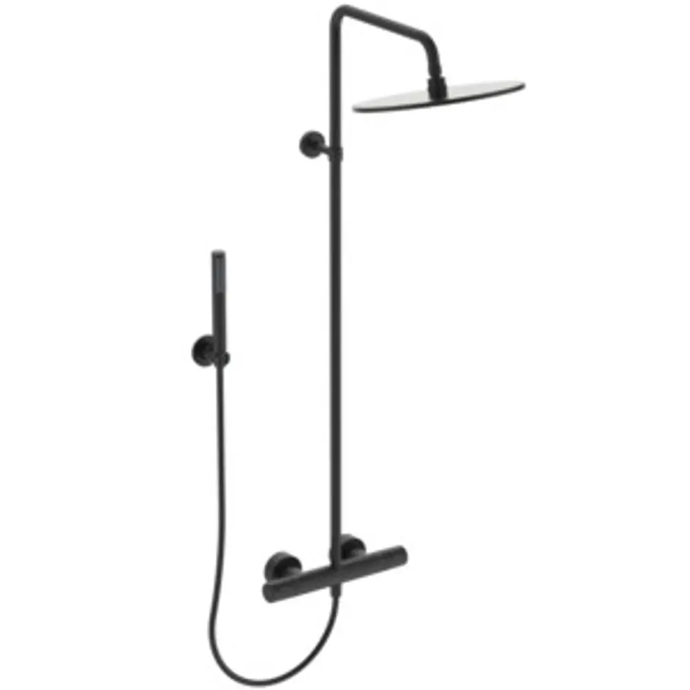 Duschecksystem in Silk Black von Ideal Standard, bestehend aus einer großen Kopfbrause und einer separaten Handbrause, an einer Wand montiert.